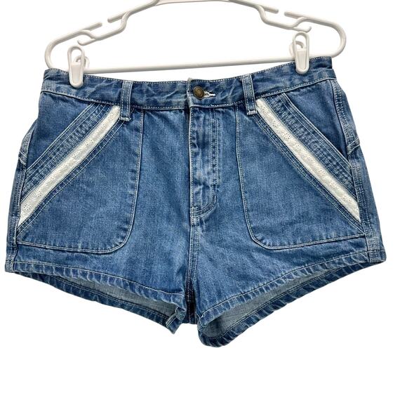 Free People Sweet Surrender Shorts Denim Lace Details Size 30 - Picture 2 of 10